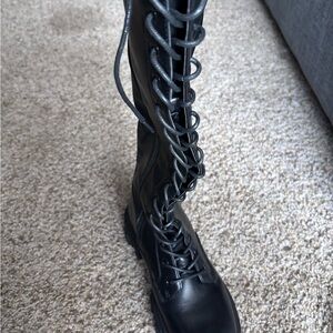 Dreamers Black Lace-Up Women's Boots